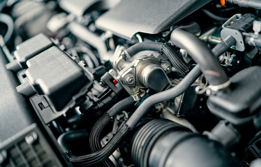 nierowna praca silnika