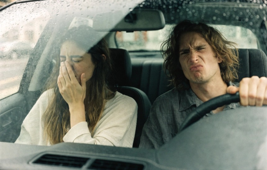 Dziwny zapach z samochodu – spalenizna, słodki, paliwo | Serwis Rzeszów